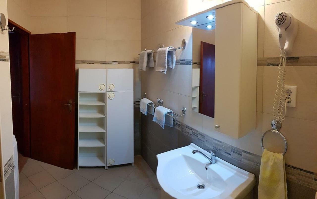 Apartment Lise Dubrovnik Bagian luar foto