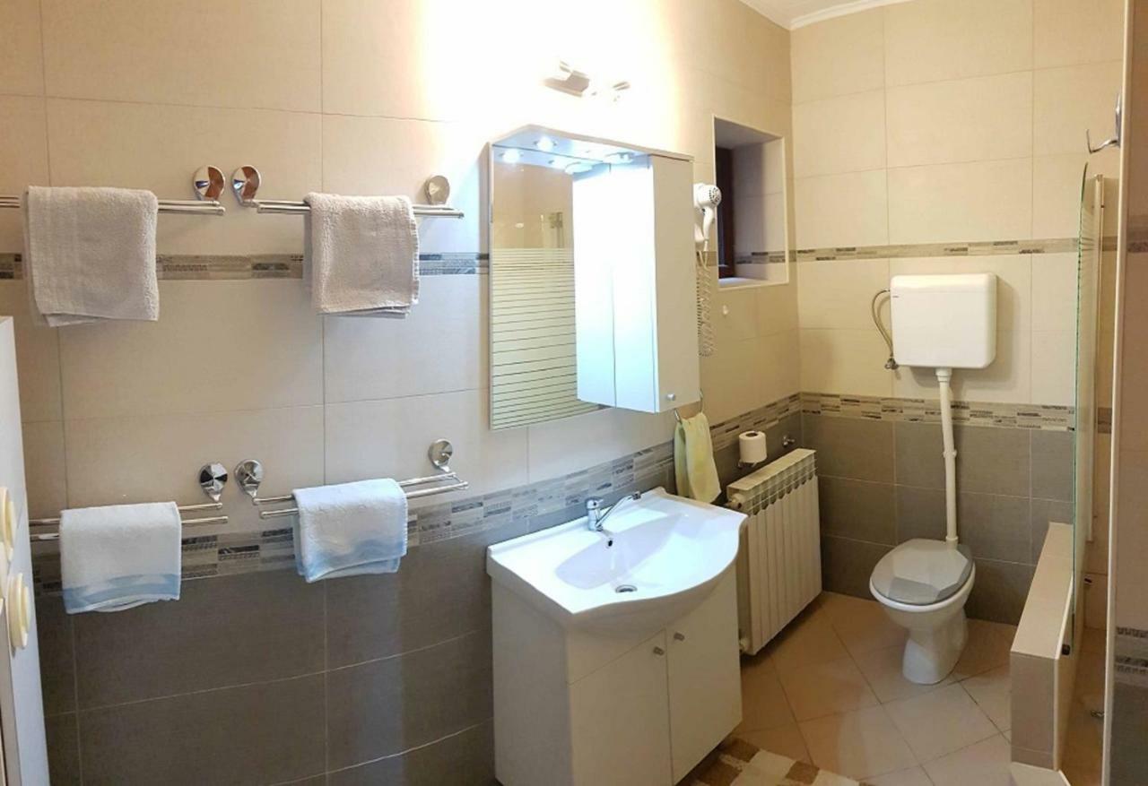 Apartment Lise Dubrovnik Bagian luar foto